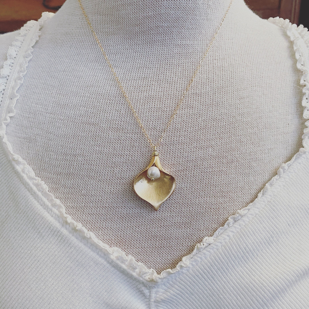 Gold Calla Lily Necklace With White Pearl