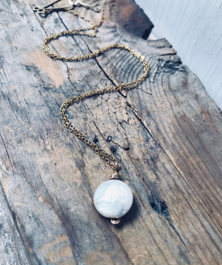 White Coin Pearl and Gold Necklace